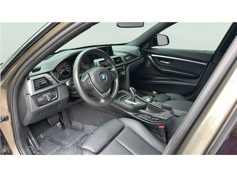 Used 2018 BMW 340i Sedan RWD image 9