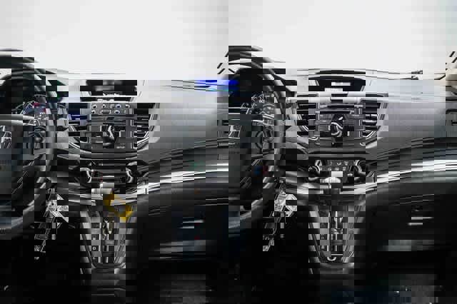 Used 2015 Honda CR-V LX image 13