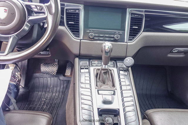 Used 2017 Porsche Macan S AWD/4WD image 23