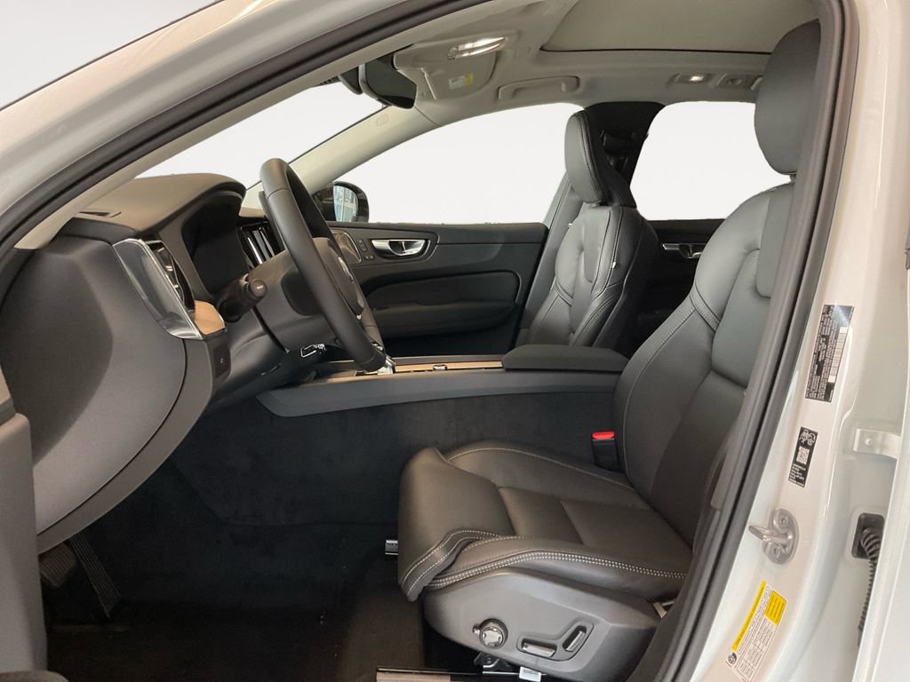 New 2026 Volvo XC60 B5 Ultra w/ Protection Package Premier image 9