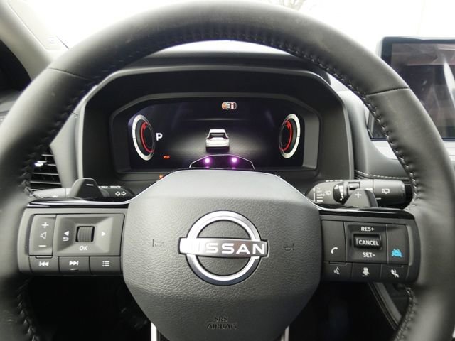 New 2026 Nissan Rogue Platinum w/ Tech Package AWD/4WD image 13