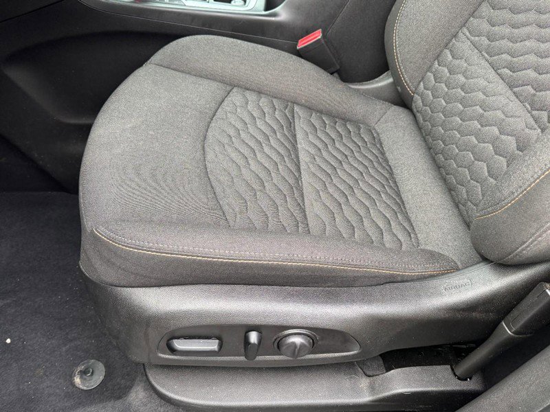 Used 2021 Chevrolet Equinox LT image 14