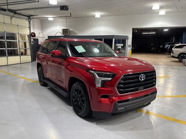 Used 2024 Toyota Sequoia SR5 w/ SR5 Premium Package AWD/4WD image 4