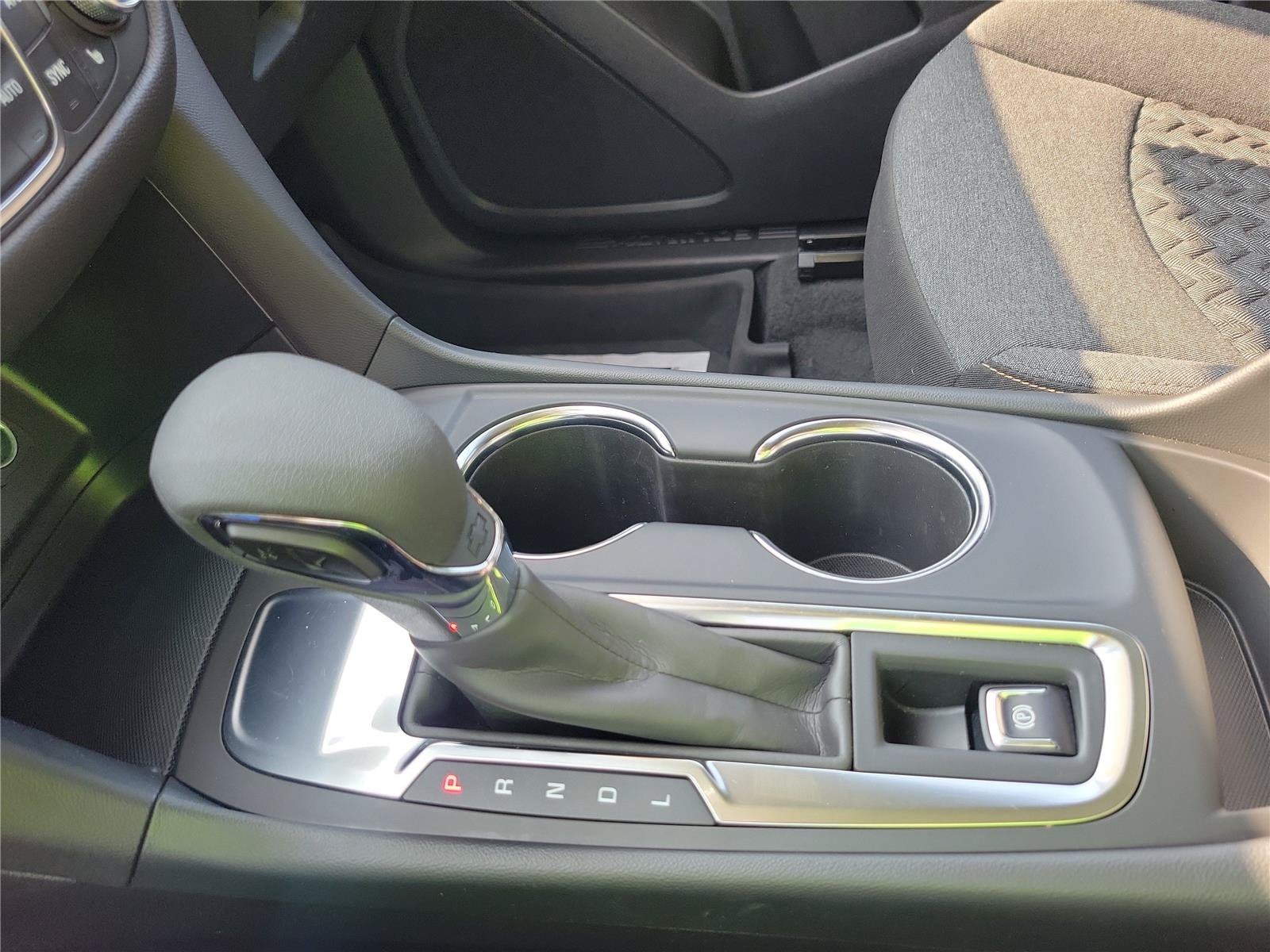 Used 2024 Chevrolet Equinox LT FWD image 30
