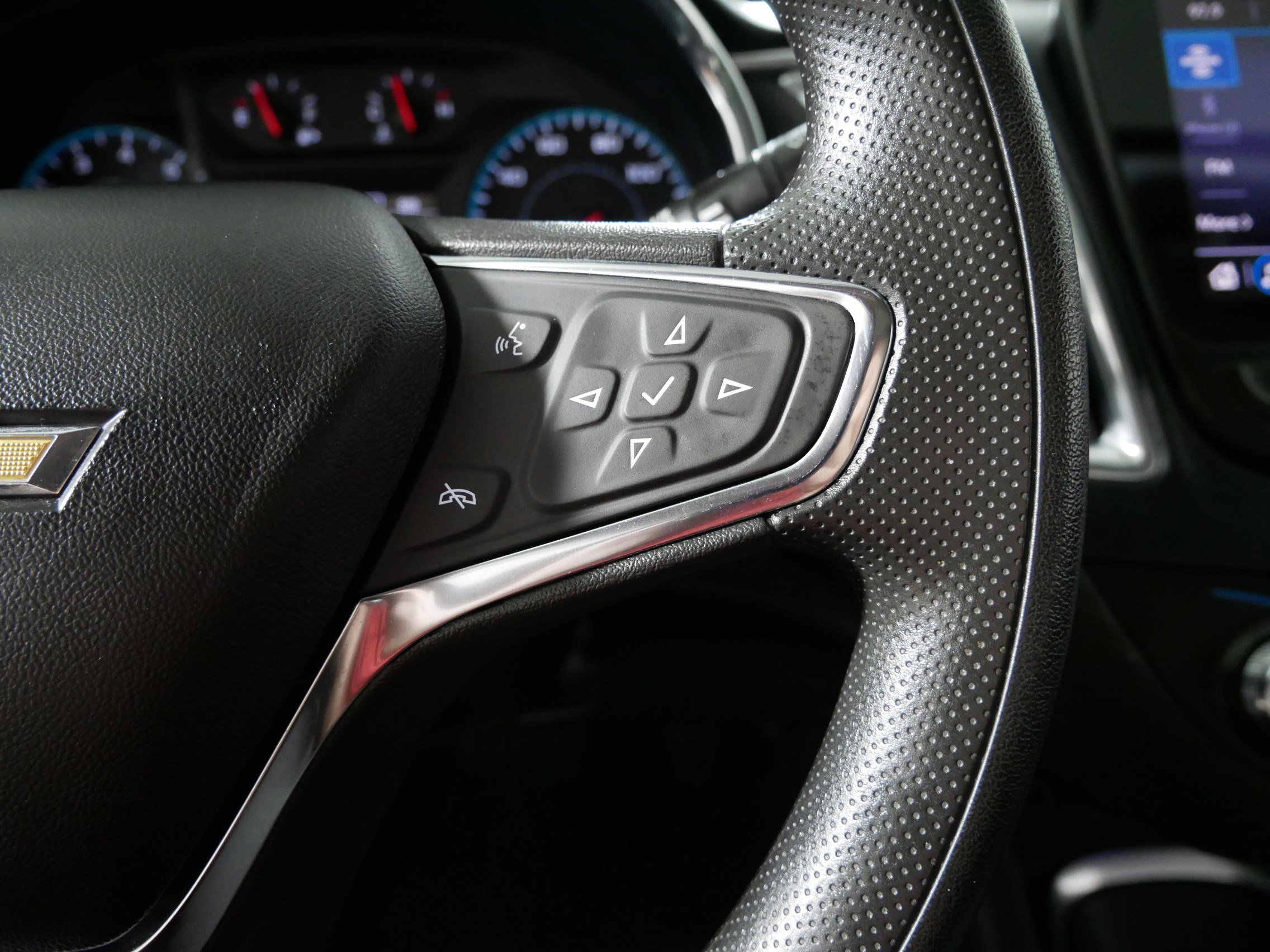 Used 2021 Chevrolet Malibu LT FWD image 28