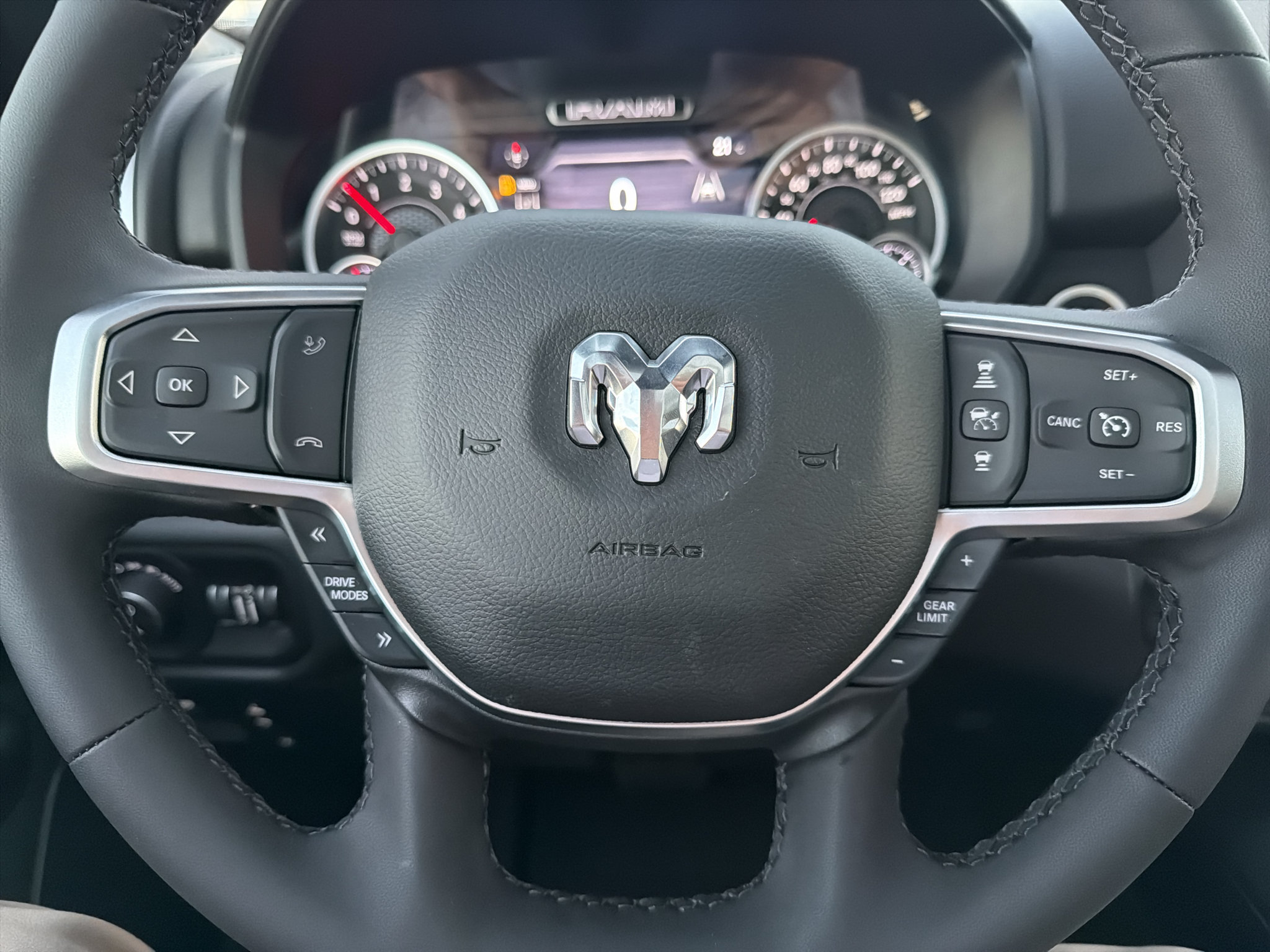 New 2026 RAM 1500 Big Horn AWD/4WD image 37