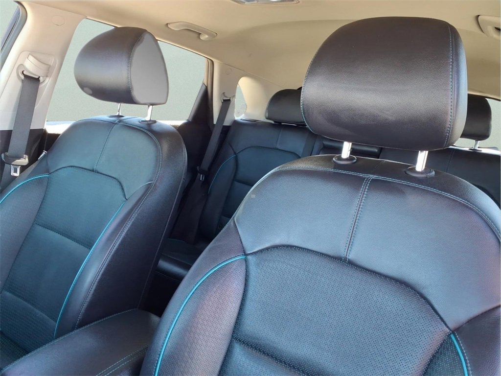 Used 2019 Kia Niro EX Premium image 16