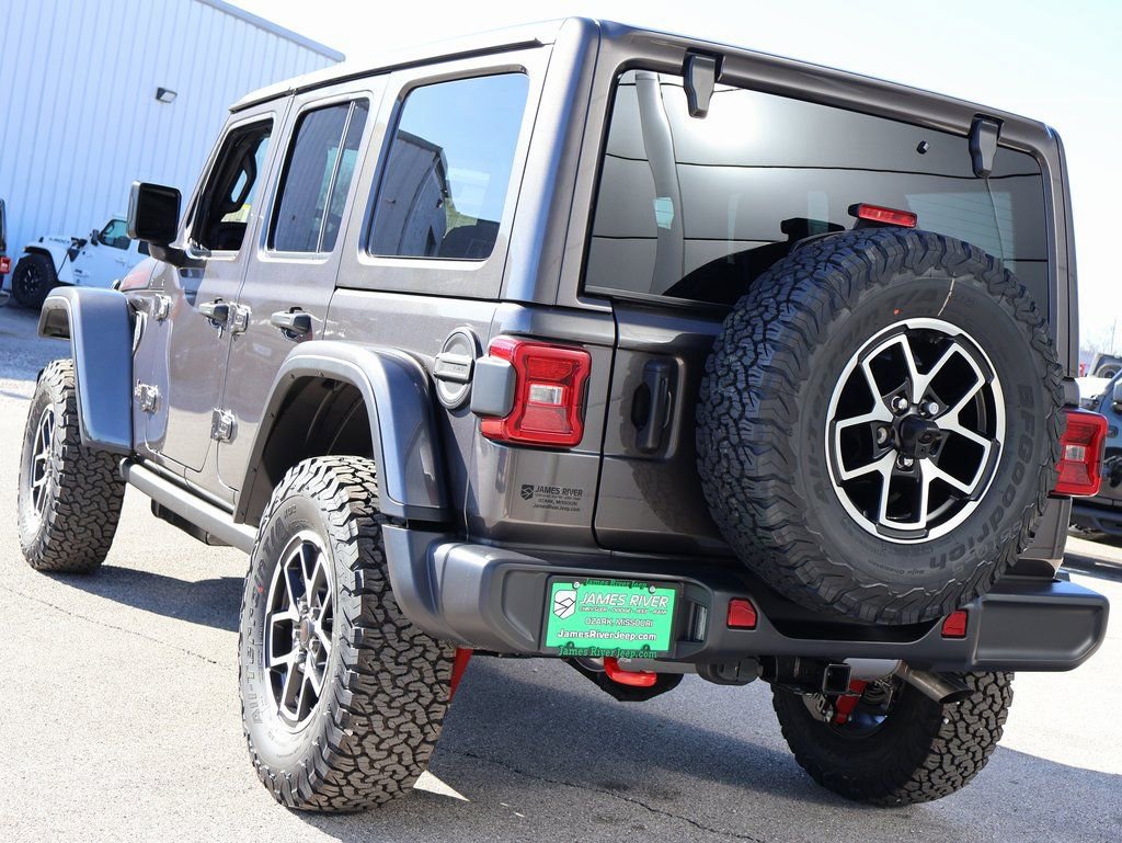 New 2026 Jeep Wrangler Unlimited Rubicon AWD/4WD image 3