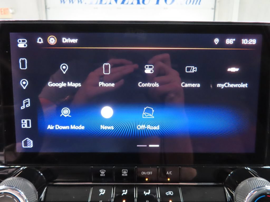 Used 2024 Chevrolet Colorado Trail Boss w/ Advanced Trailering Package AWD/4WD image 26