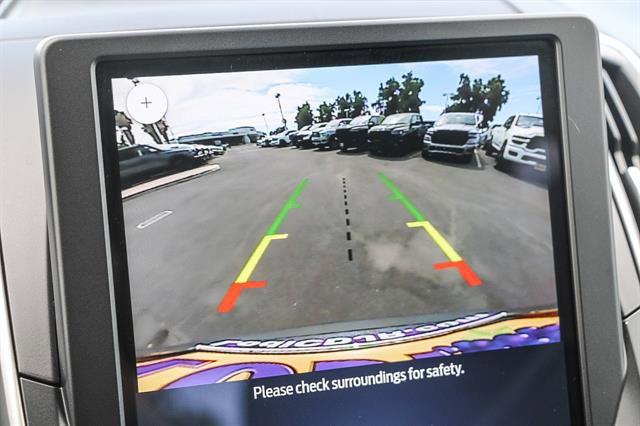 Used 2024 Ford Edge SEL image 24