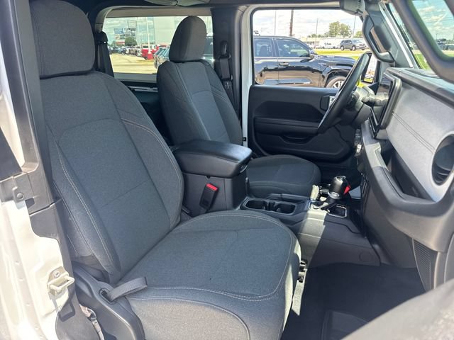 Used 2024 Jeep Wrangler Sport AWD/4WD image 10