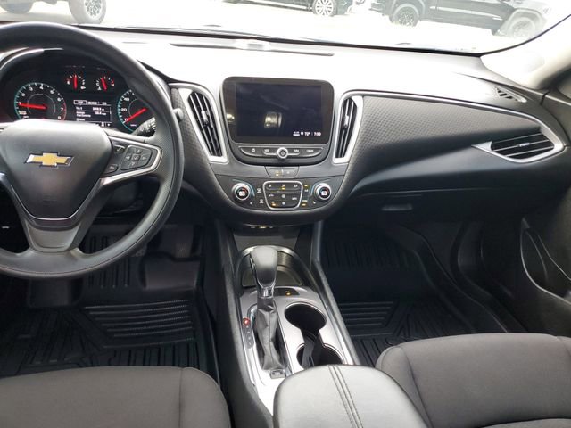 Used 2024 Chevrolet Malibu LT FWD image 14