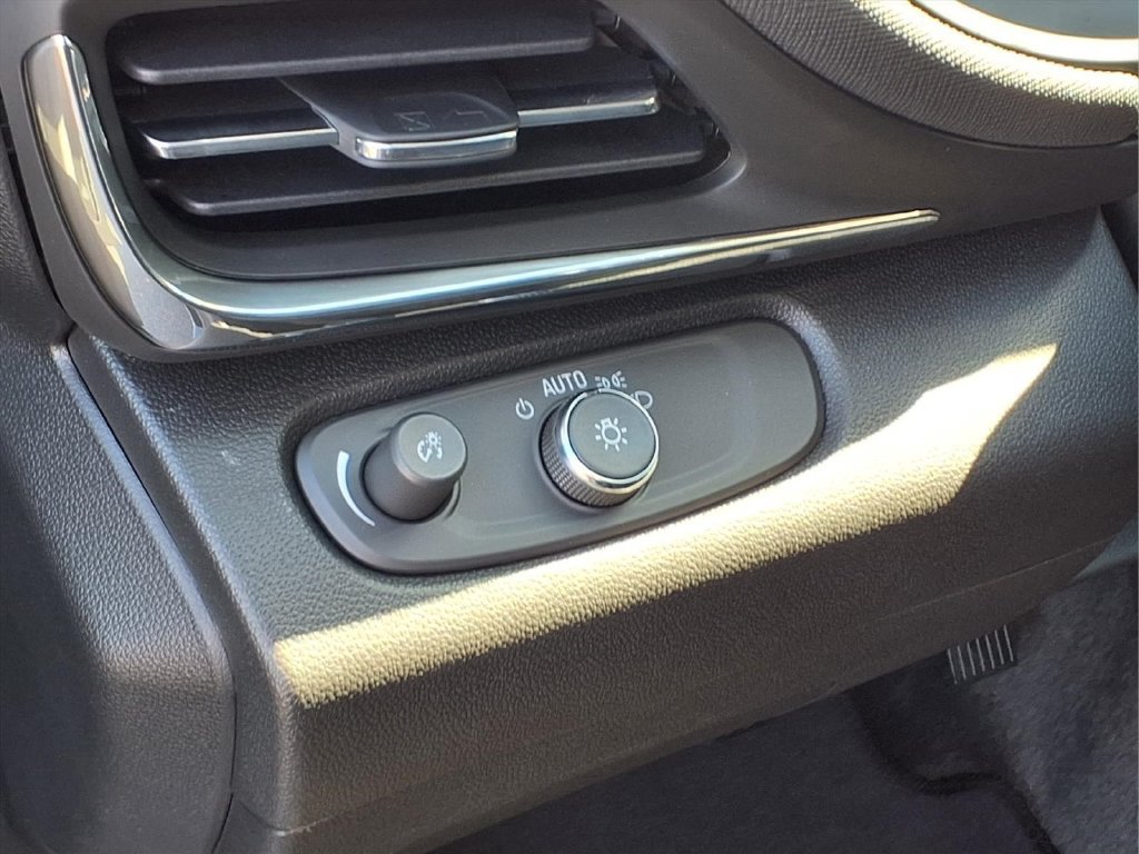 New 2026 Buick Envista Sport Touring FWD image 12