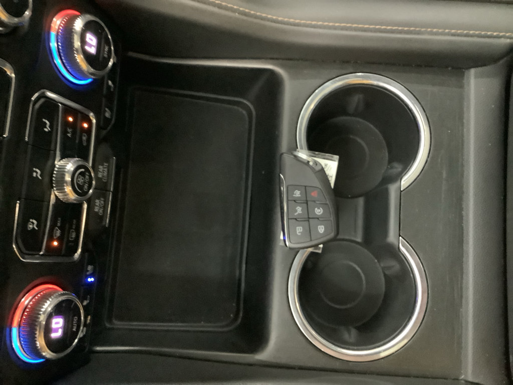 Used 2023 GMC Yukon AT4 AWD/4WD image 20