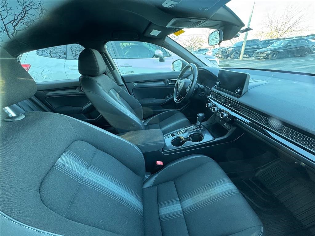 Used 2022 Honda Civic Sport image 3