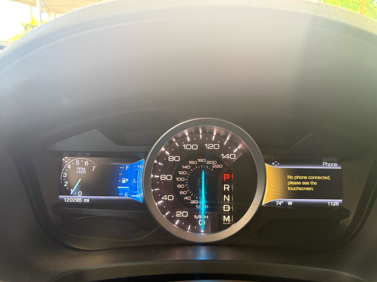 Used 2015 Ford Explorer XLT w/ Equipment Group 202B FWD image 15