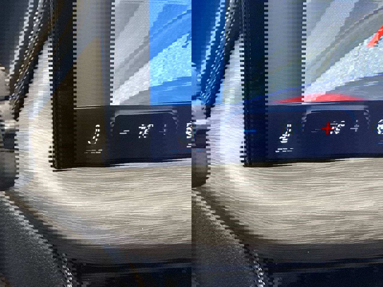 New 2024 Ford Escape SE w/ PHEV Premium Package image 22