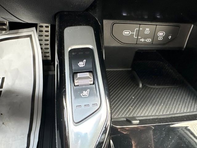 Certified 2025 Kia Sorento SX Prestige w/ Sage Leather Package AWD/4WD image 16