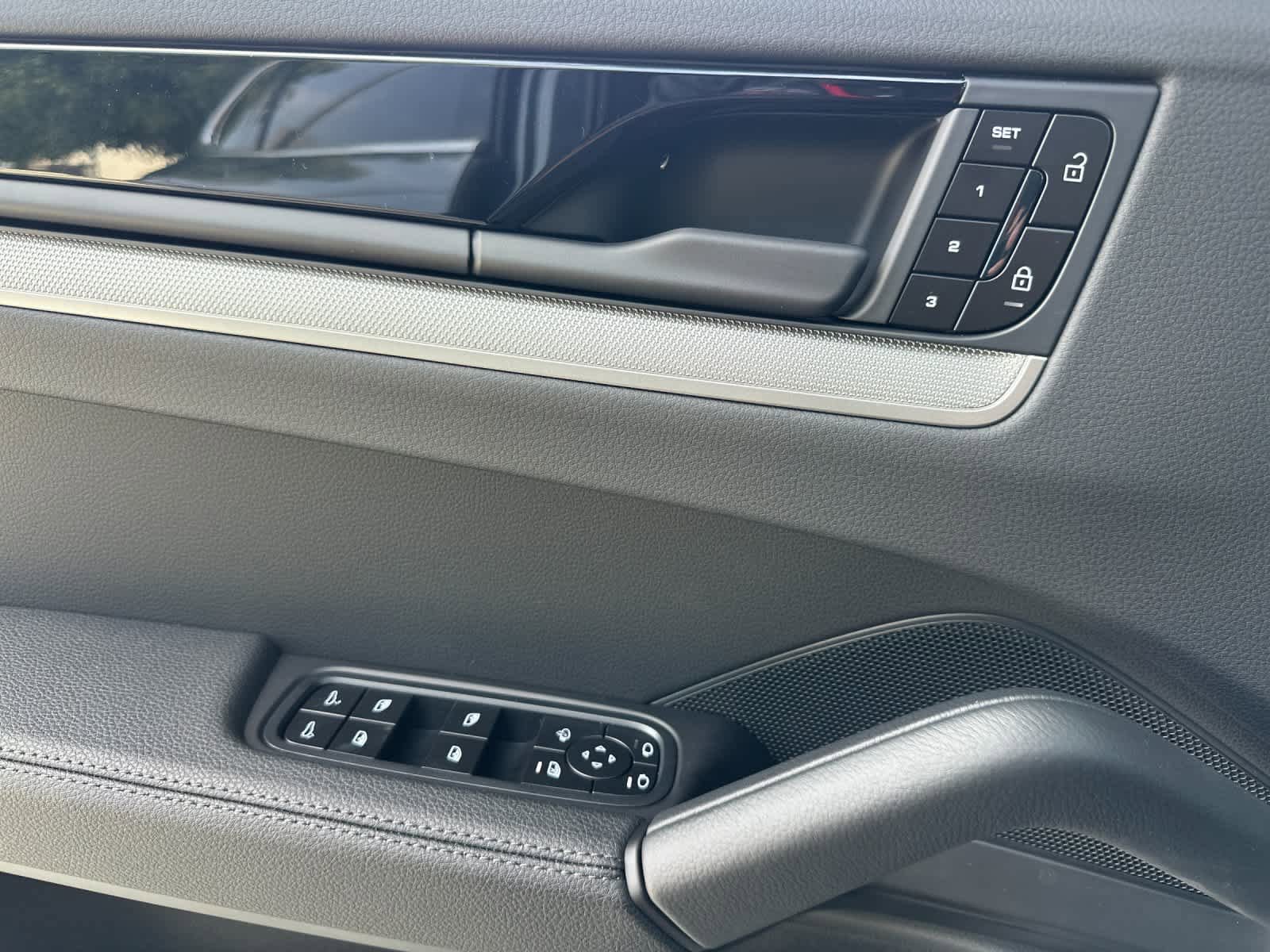 New 2026 Porsche Cayenne S AWD/4WD image 12