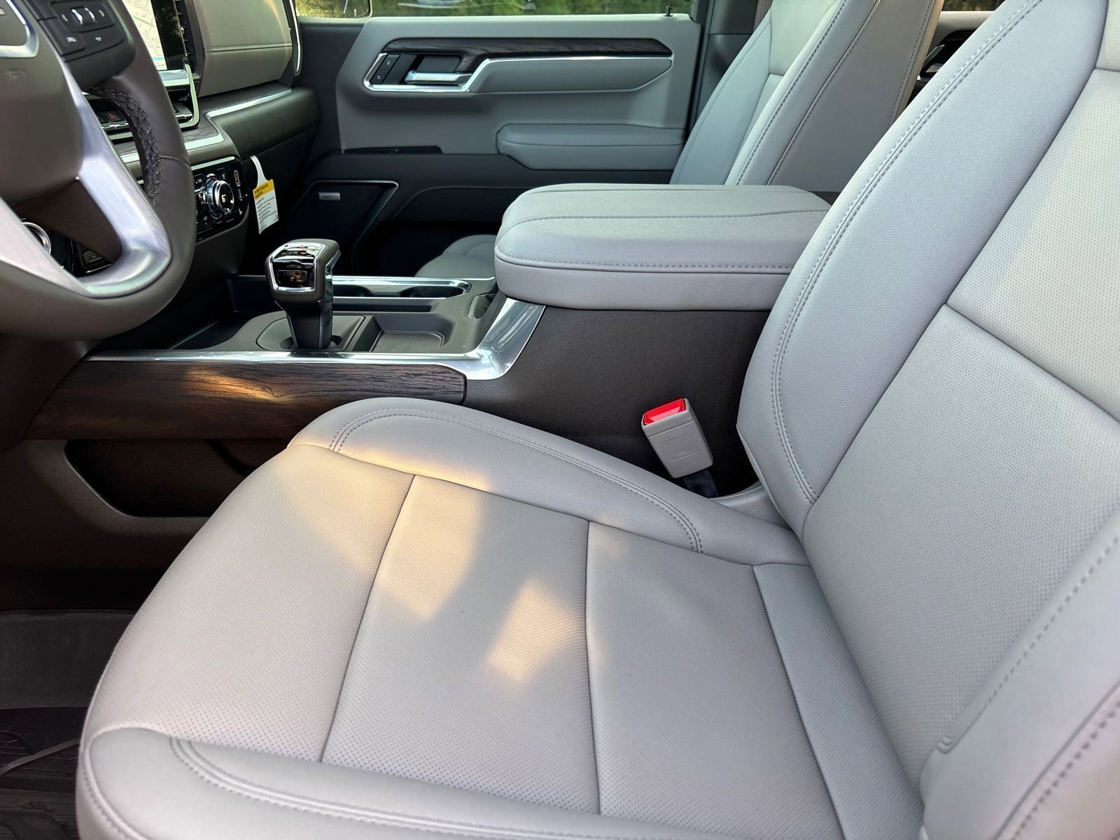 New 2026 GMC Sierra 1500 SLT w/ SLT Premium Plus Package image 24