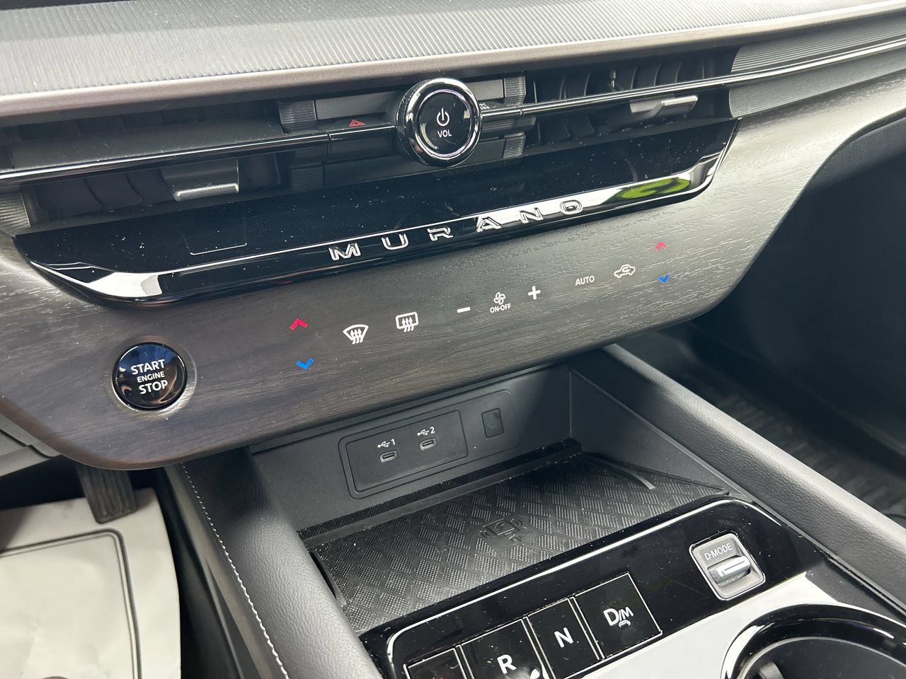 Used 2025 Nissan Murano SV AWD/4WD image 27