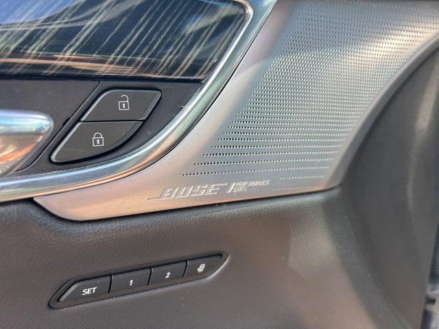 Used 2022 Cadillac XT6 Premium Luxury w/ Technology Package image 23