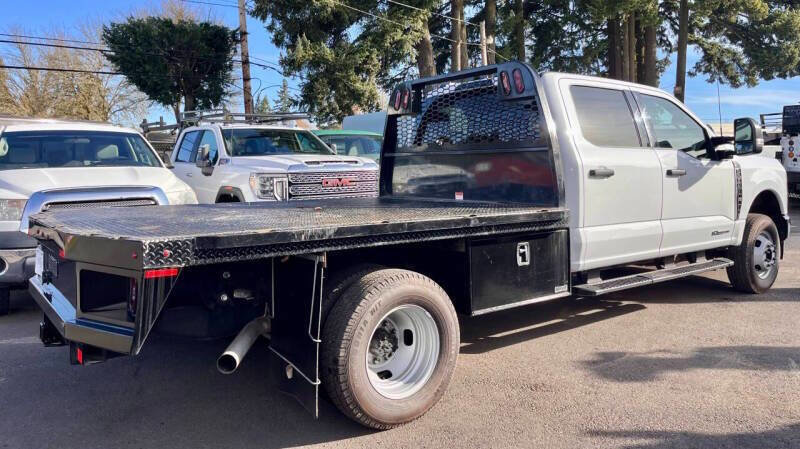 Used 2024 Ford F350 XLT AWD/4WD image 8