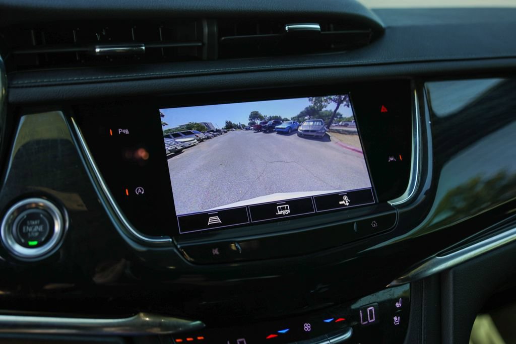 Used 2022 Cadillac XT6 Premium Luxury FWD image 17