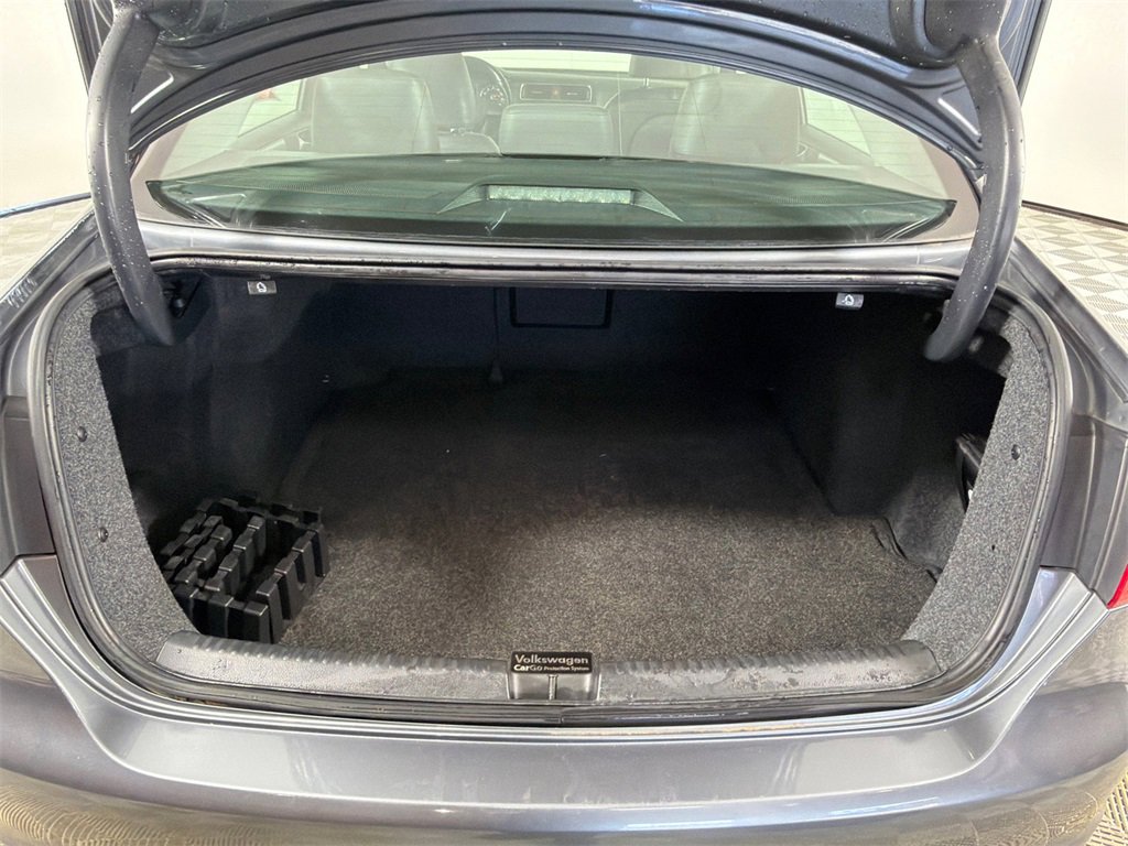 Used 2014 Volkswagen Jetta TDI image 18