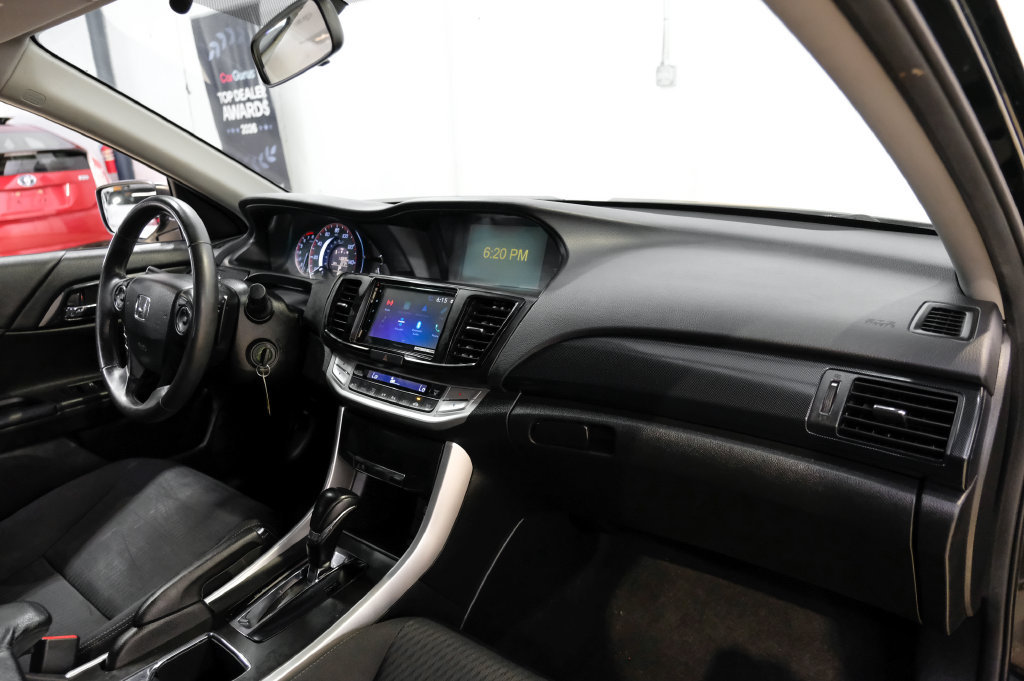 Used 2014 Honda Accord Sport image 16