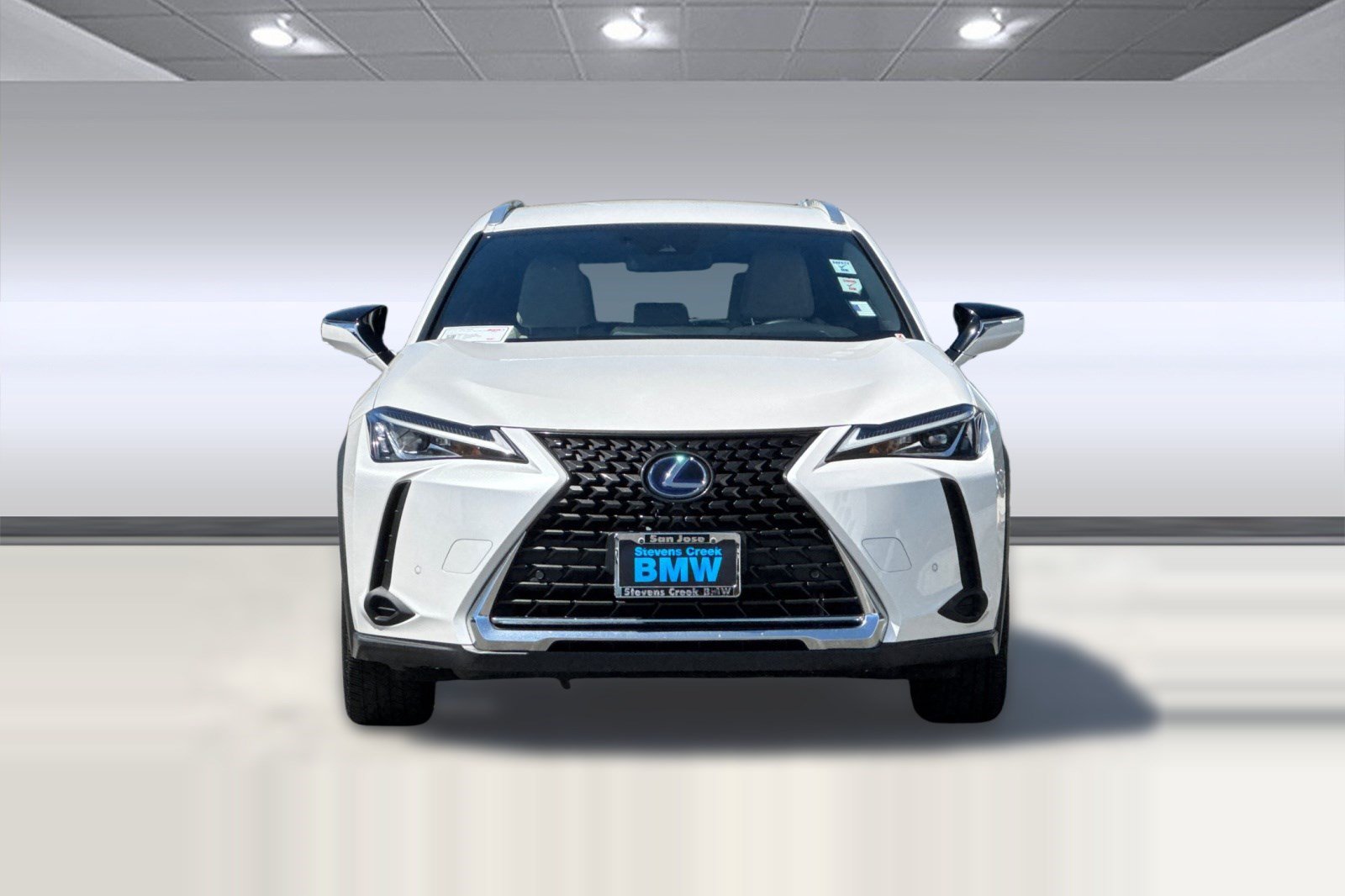 Used 2021 Lexus UX 250h w/ Accessory Package (Z1) AWD/4WD image 5