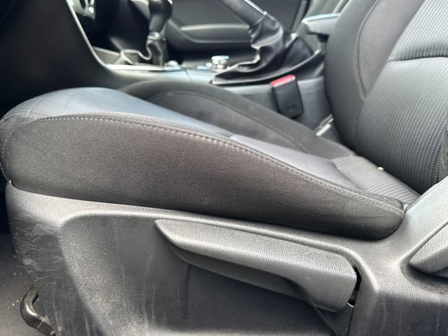 Used 2016 MAZDA MAZDA3 i Sport w/ Preferred Equipment Package FWD image 13