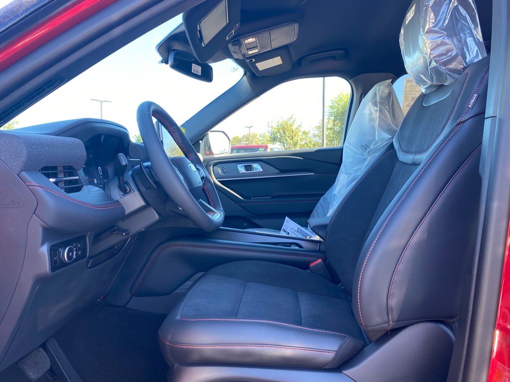 New 2026 Ford Explorer ST image 7