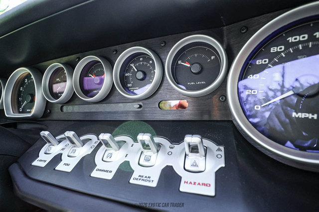 Used 2005 Ford GT RWD image 33