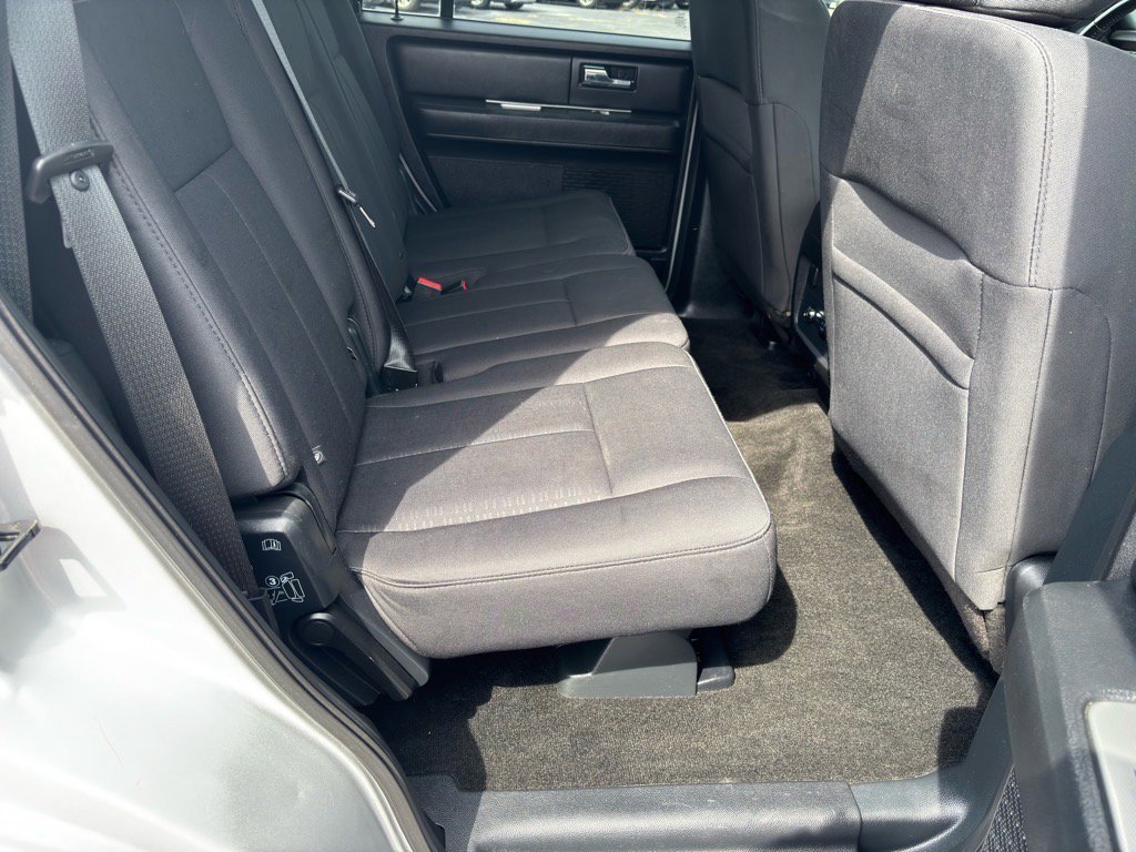 Used 2017 Ford Expedition XL w/ Equipment Group 101A AWD/4WD image 24