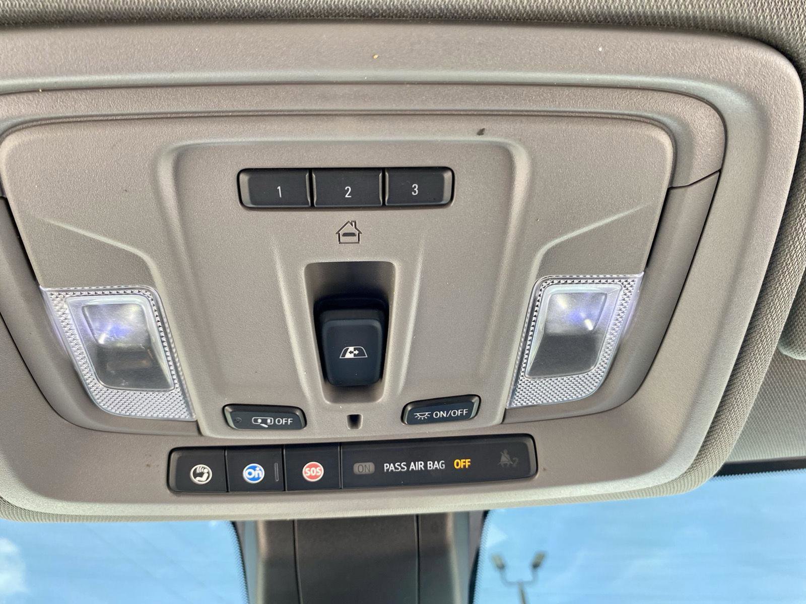 Used 2020 GMC Sierra 1500 SLT w/ SLT Premium Plus Package image 35