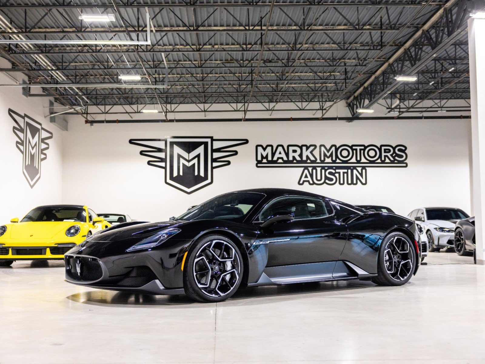 Used 2022 Maserati MC20 Coupe image 1