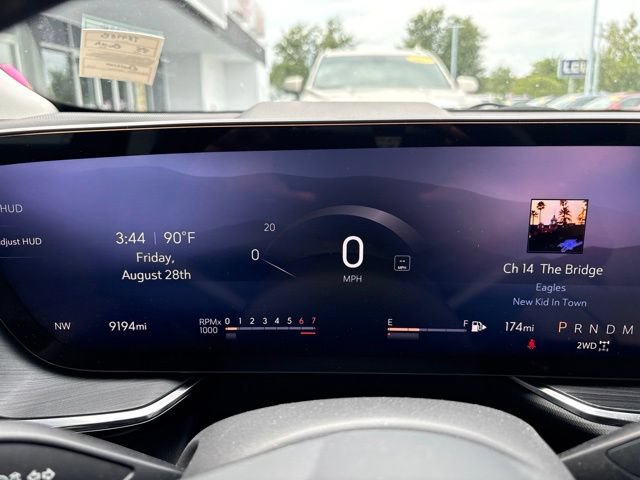 Used 2025 Buick Envision Preferred AWD/4WD image 12