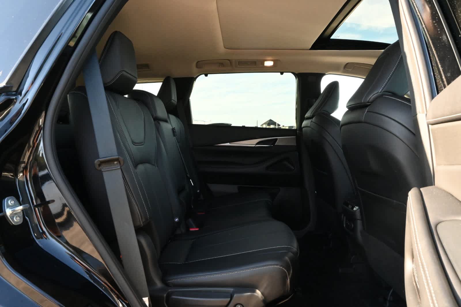 Certified 2024 INFINITI QX60 Luxe w/ Cargo Package FWD image 21