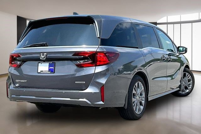Certified 2025 Honda Odyssey Touring image 6