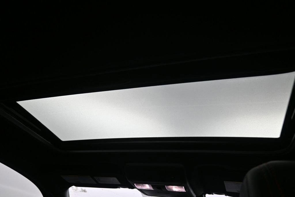 Used 2025 Nissan Frontier PRO-4X w/ Pro Premium Package AWD/4WD image 16