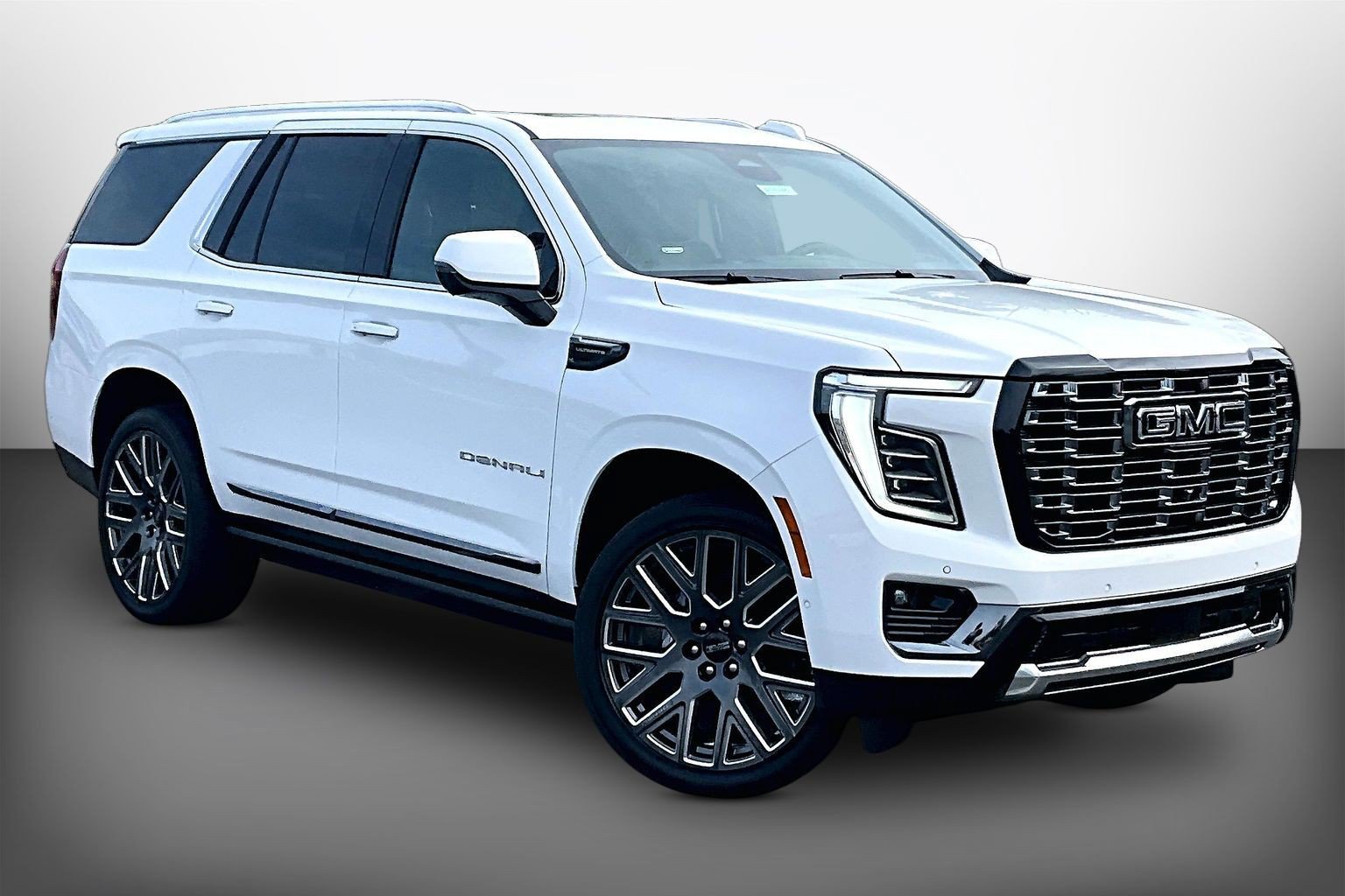 Used 2026 GMC Yukon Denali Ultimate AWD/4WD image 10