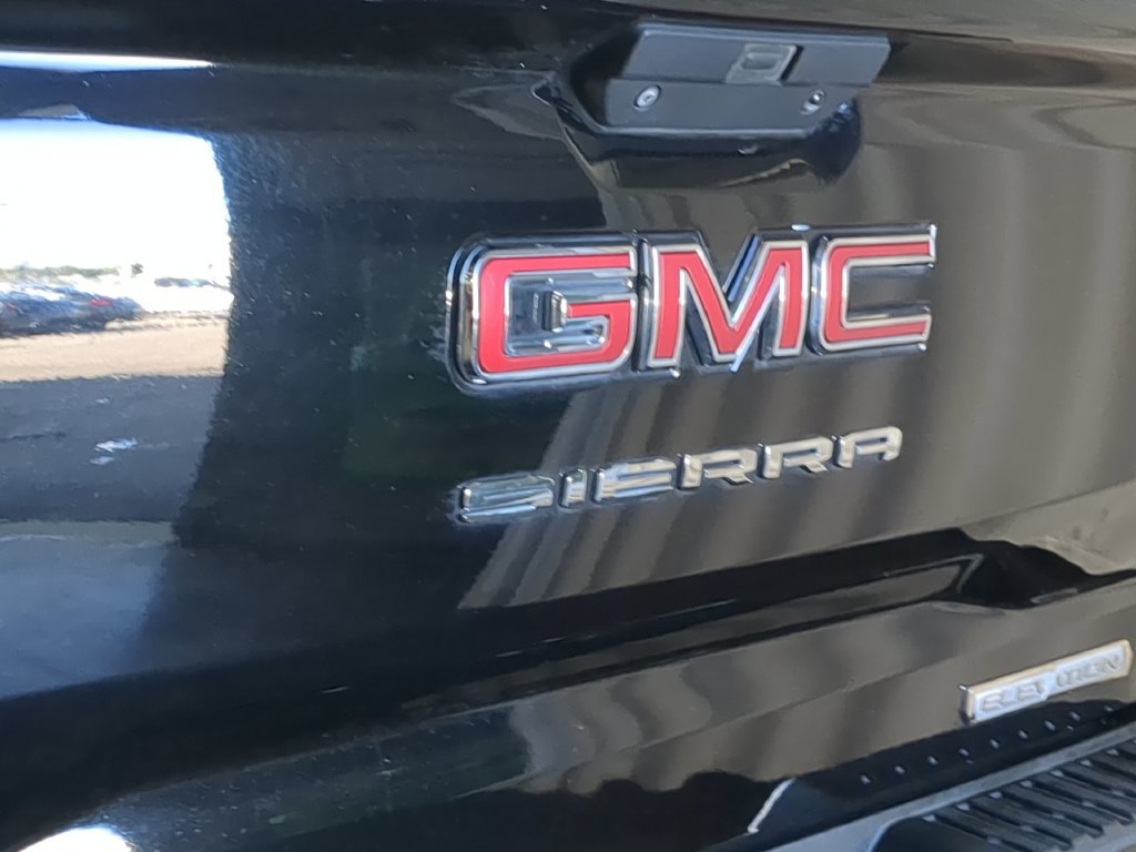 Used 2020 GMC Sierra 1500 Elevation w/ Elevation Value Package AWD/4WD image 16