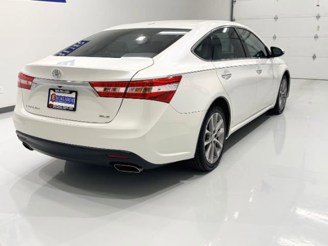 Used 2015 Toyota Avalon XLE Touring image 8