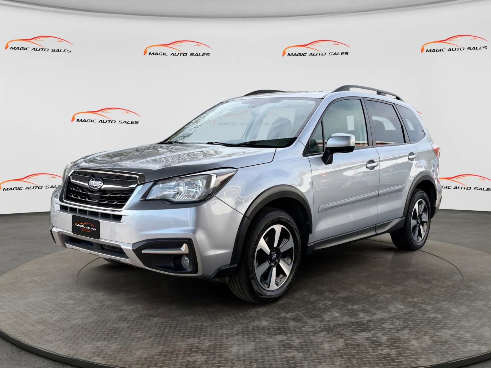 Used 2018 Subaru Forester 2.5i Premium AWD/4WD image 1