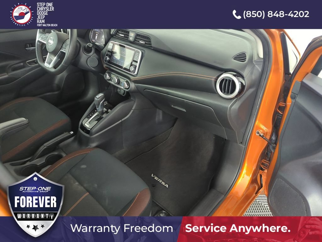 Used 2021 Nissan Versa SR FWD image 32