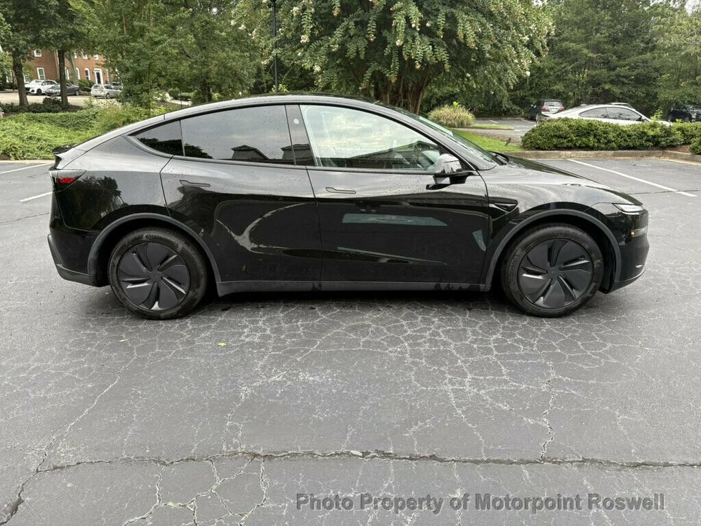 Used 2026 Tesla Model Y Long Range RWD image 6