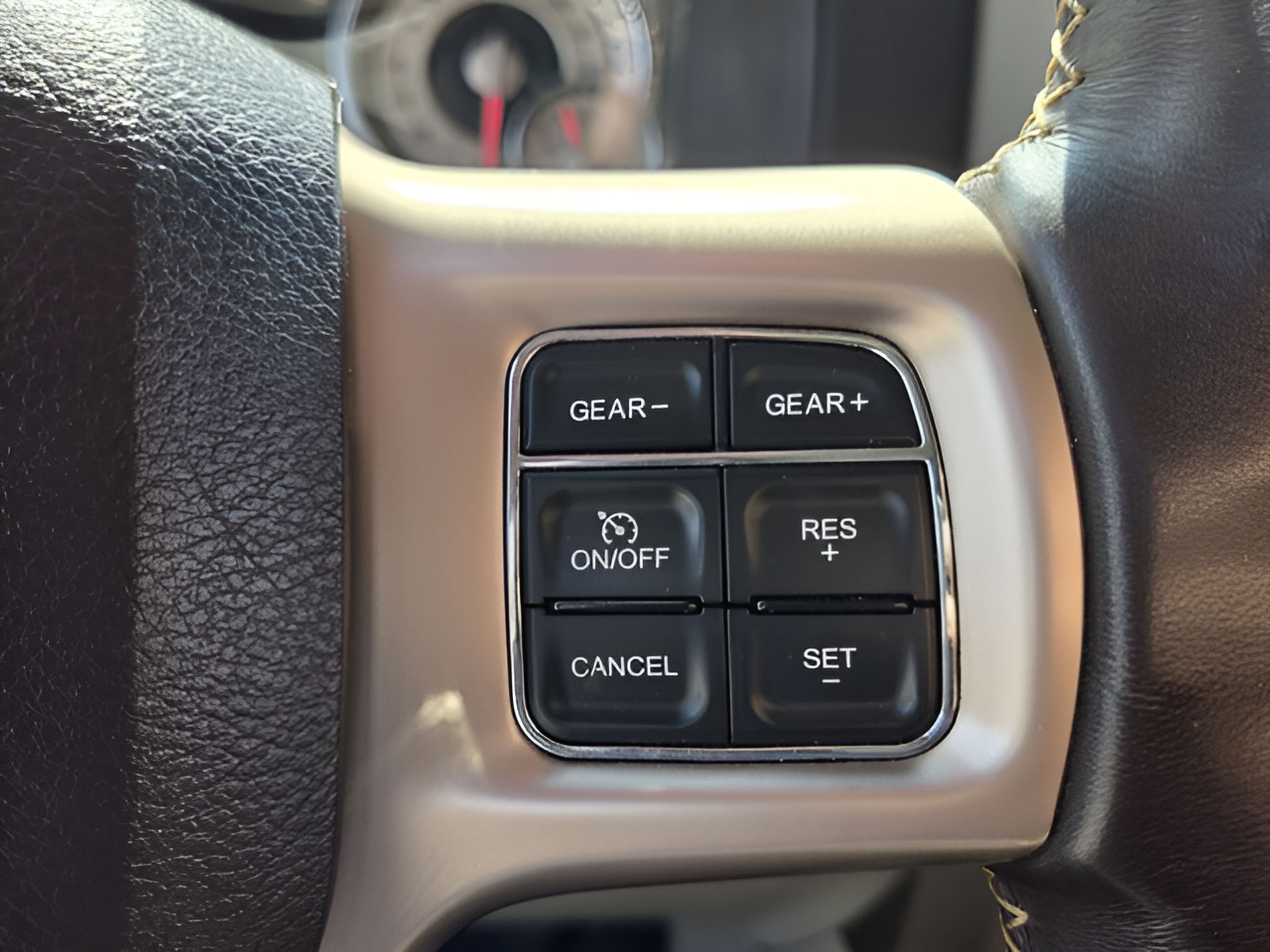 Used 2016 RAM 1500 Laramie Longhorn w/ Convenience Group AWD/4WD image 26