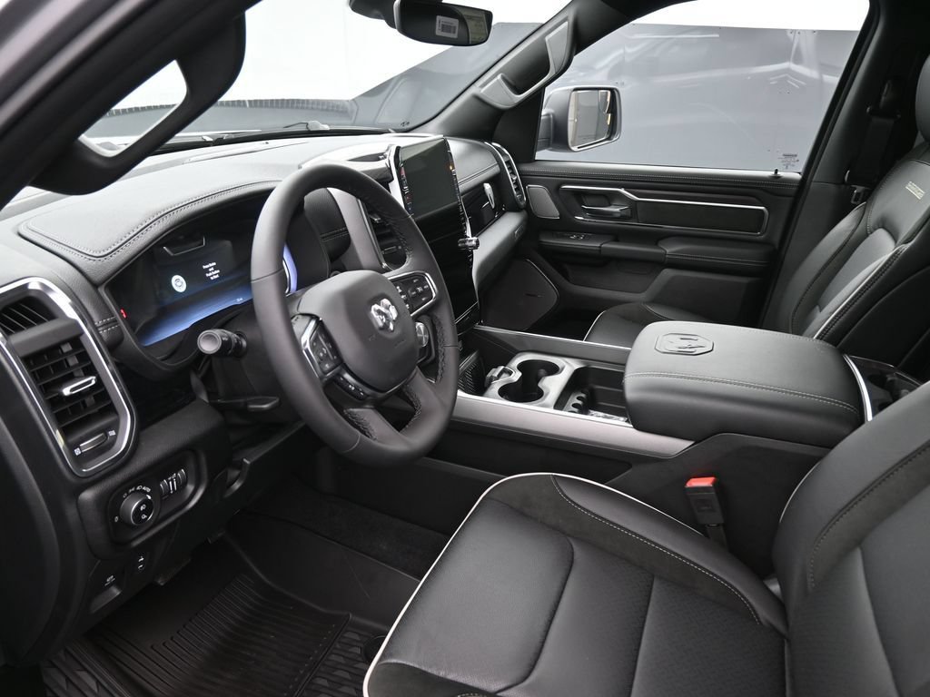 New 2026 RAM 1500 Laramie AWD/4WD image 33
