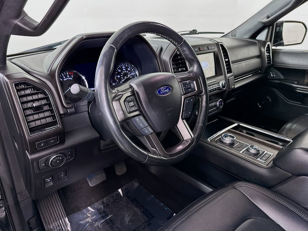 Used 2021 Ford Expedition Max Limited image 16